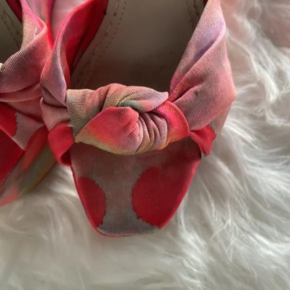 Alice and Olivia Wedges - Picture 3 of 11